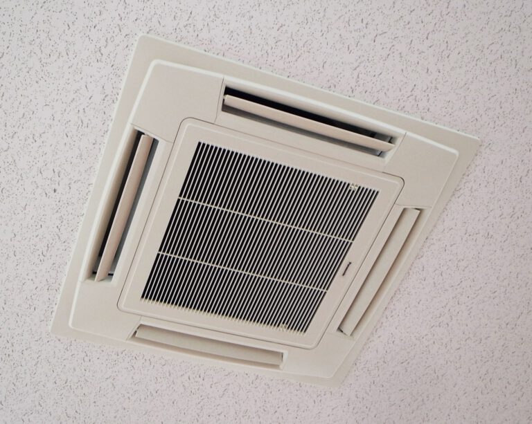 宮城県でのエアコン取り付け施工事例｜快適な暮らしを支える工事レポート